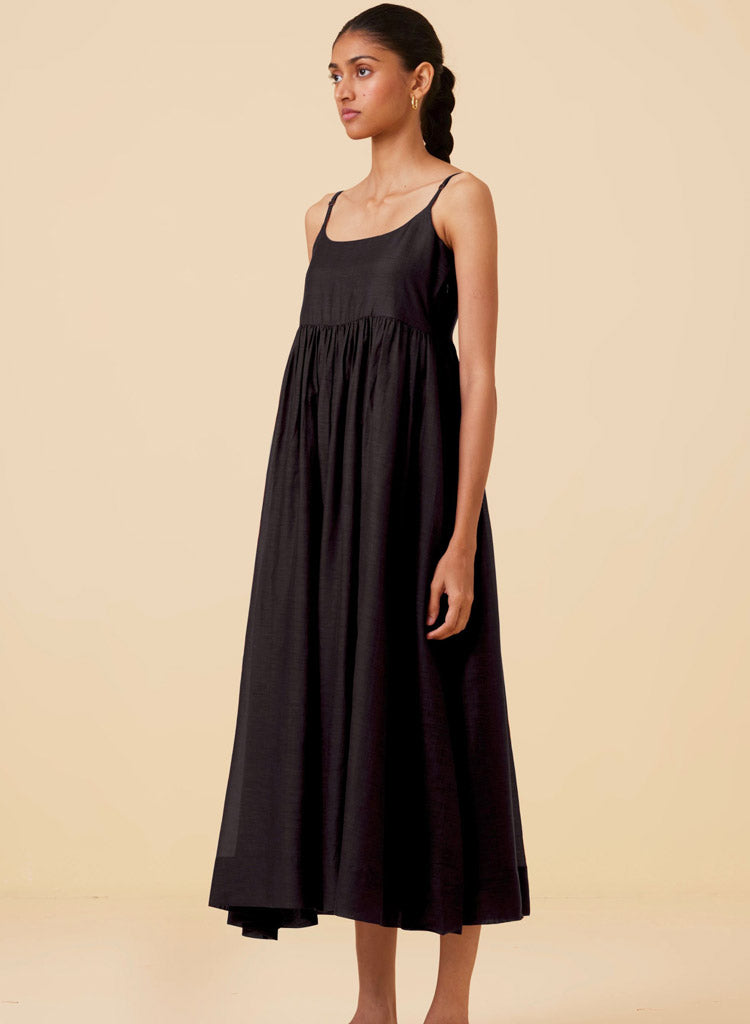 Hamza-Black-Dress-B.jpg