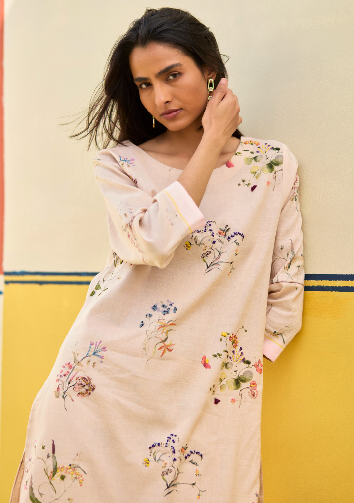 Kera-Floral-Kurta-Sand-A_f070e084-3161-4ed1-8b78-6a7a4951703e.png