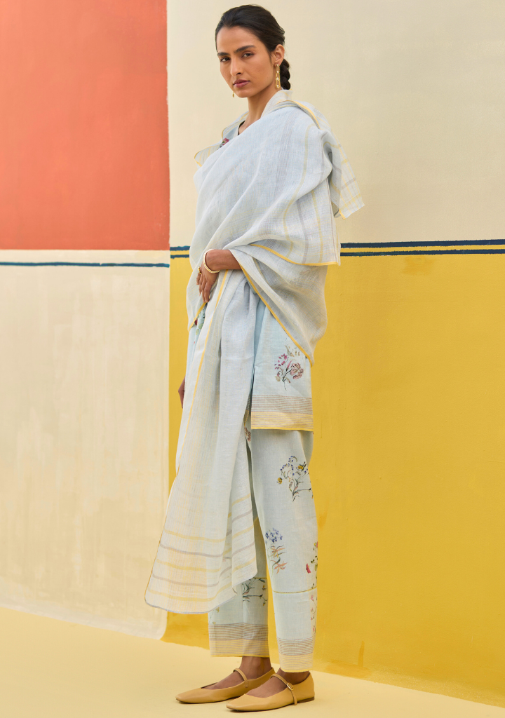 Mana-Stripe-Linen-Dupatta-Sky-D.png