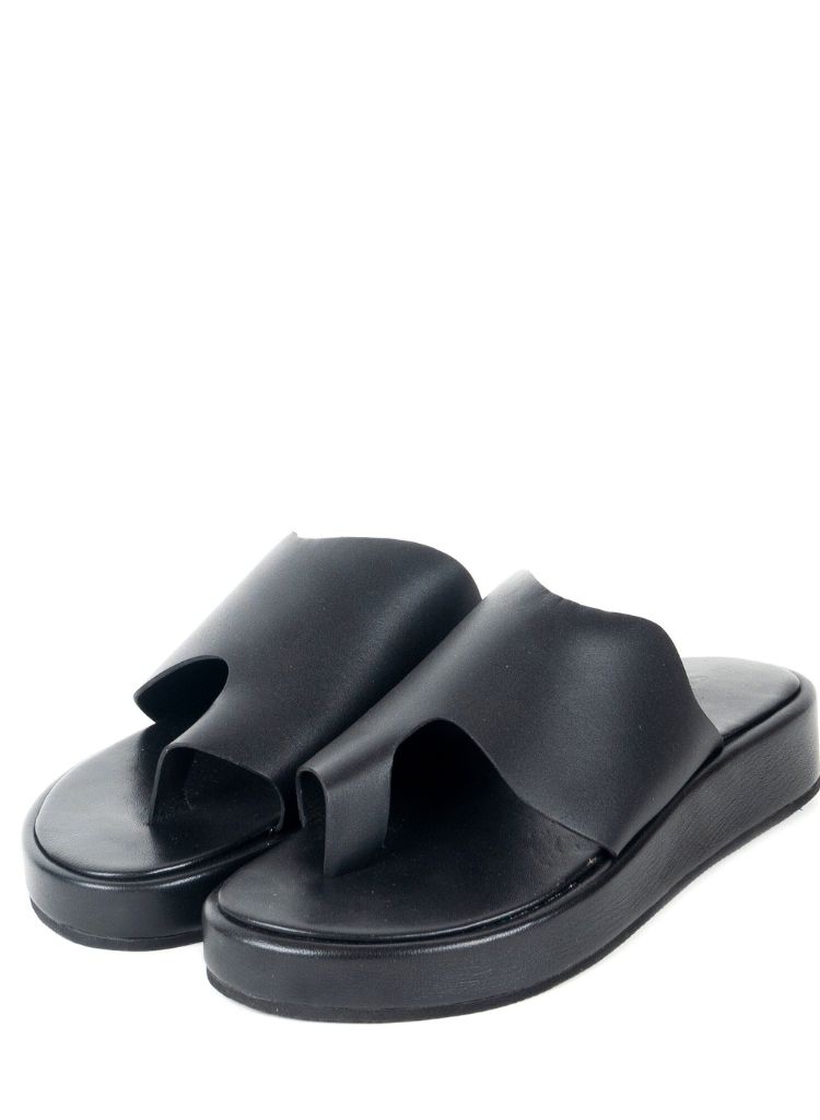 Ocean-Platforms-Black-D.png