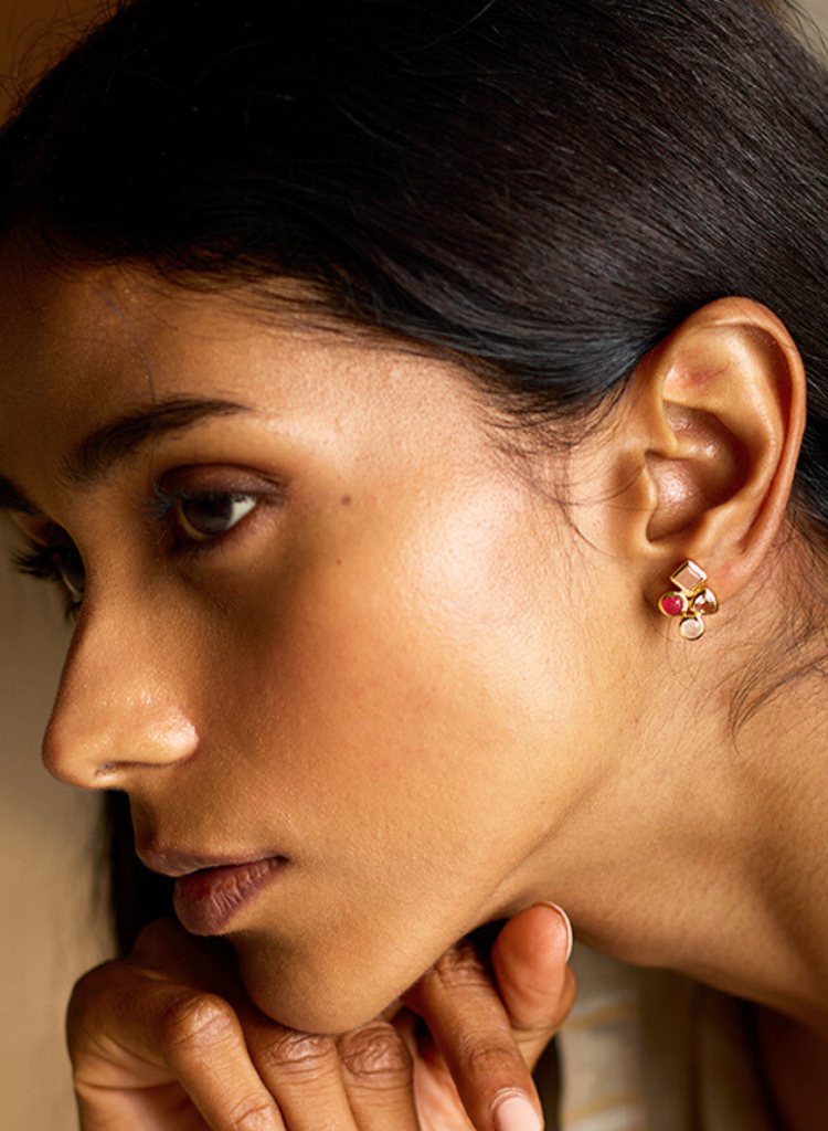 Rysa-Stud-Earrings-Rose-A.png