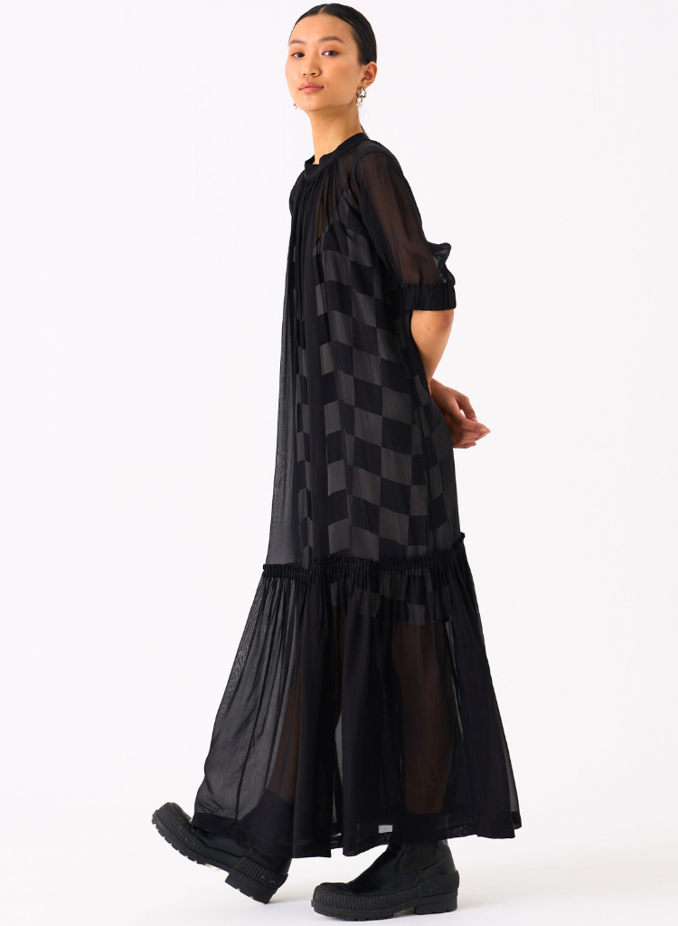 Sheer-Bottom-Fril-Dress-Black-B.png