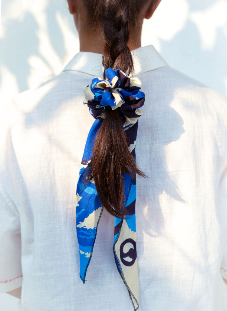 Tulika-Tie-up-Scrunchie-D.png