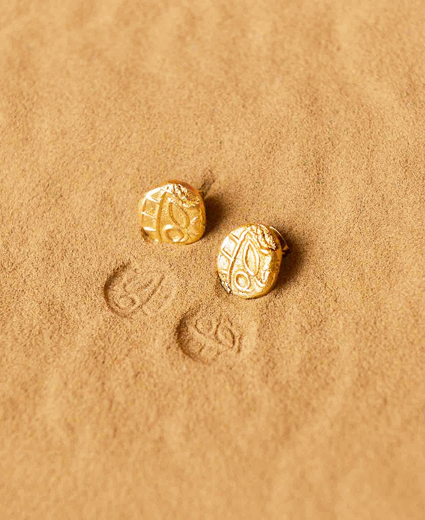 Fossil Studs